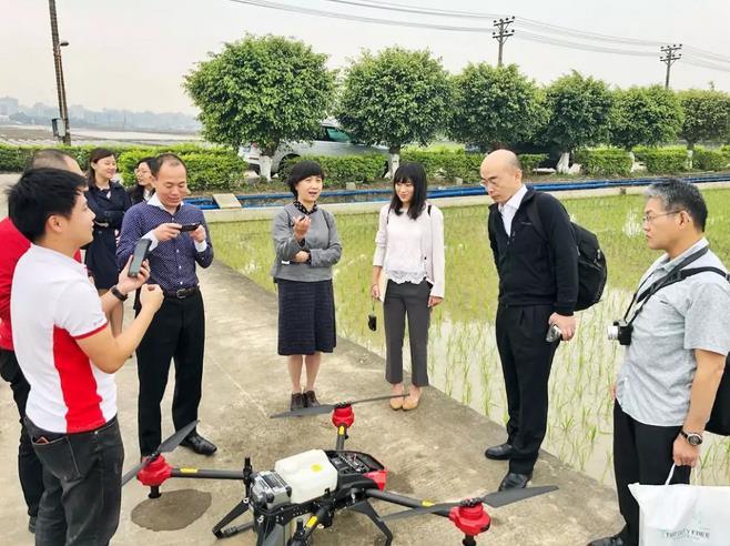 日本国家农业与食品研究所代表考察极飞无人机植保效果 