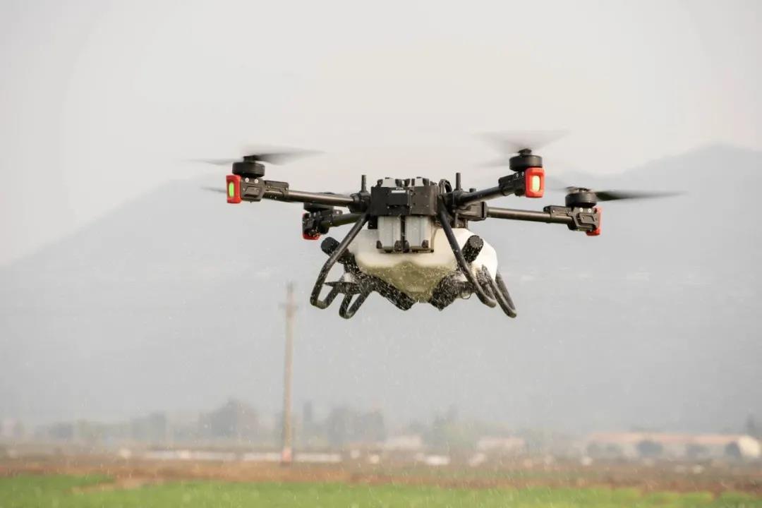 用極飛農業無人機返鄉創業的農村青年路在何方？