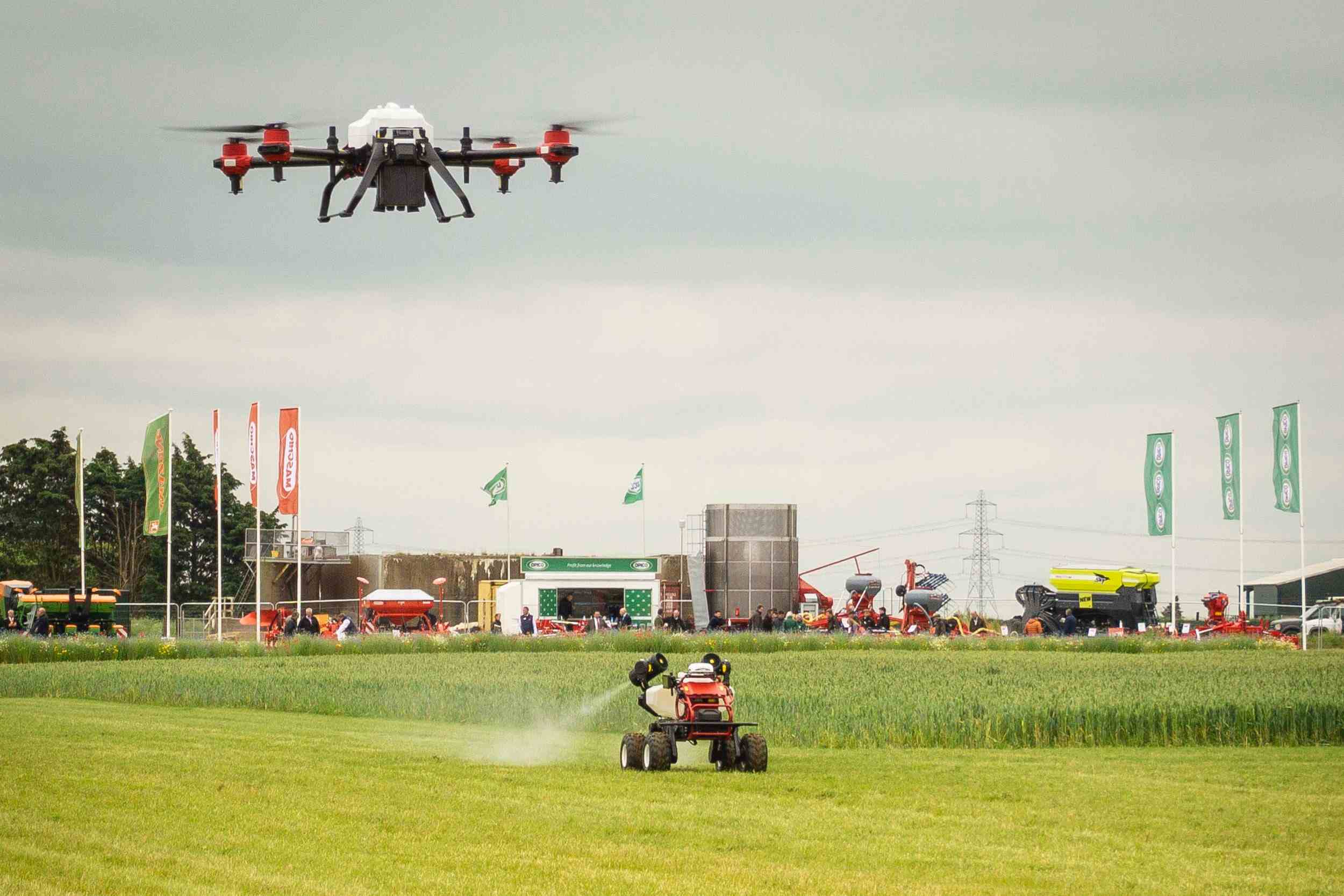 XAG R150 robot & P Series drone showcase their performance to the public