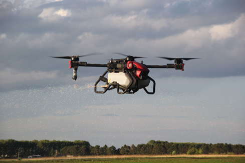 极飞P80农业无人机正在作业