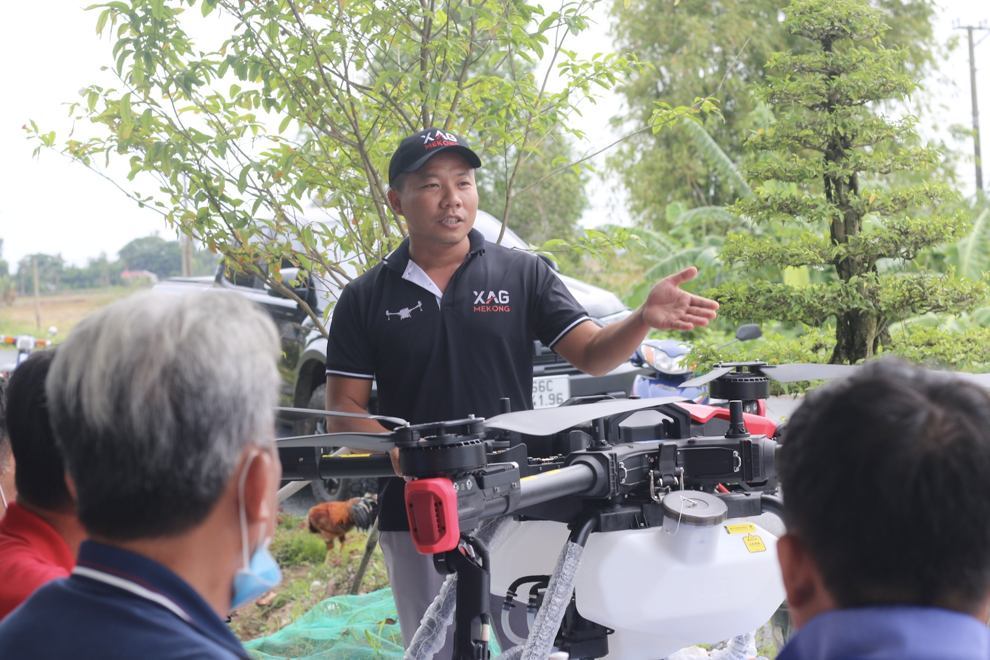 Le Quoc Trung introduced XAG P100 Agricultural Drone to Vietnam farmers